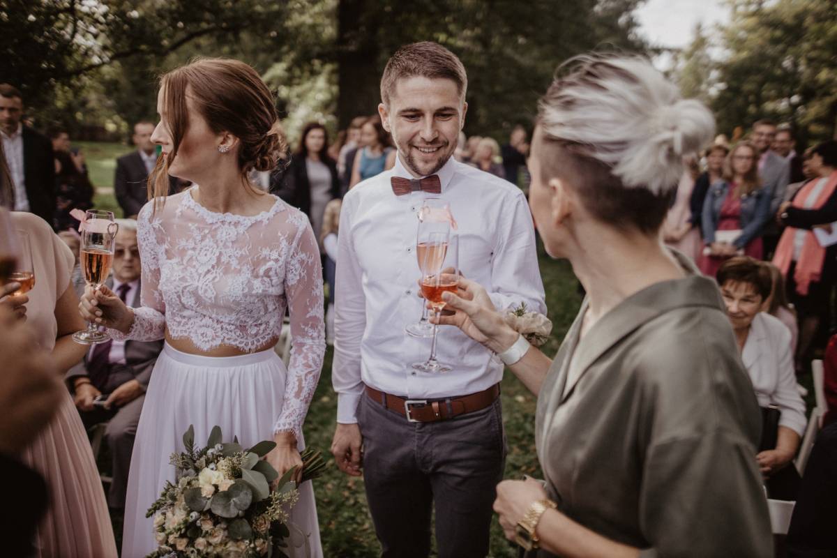 Zuzka a Vláďa - Svatba v zámecké zahradě v Telči