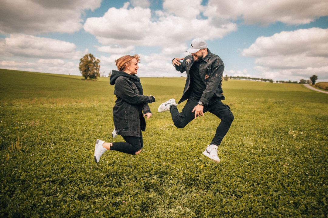 Lukáš Kenji Vrábel fotograf - Portrétní & rodinný fotograf - svatební a rodinná fotografie - Červen 2026