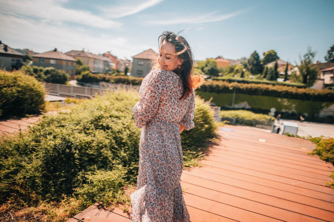 Lukáš Kenji Vrábel fotograf - Portrétní & rodinný fotograf - svatební a rodinná fotografie - Duben 2026