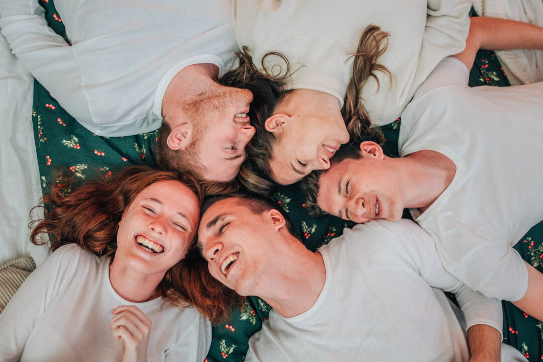 Lukáš Kenji Vrábel fotograf - Portrétní & rodinný fotograf - svatební a rodinná fotografie - Duben 2026