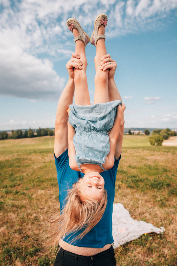 Lukáš Kenji Vrábel fotograf - Portrétní & rodinný fotograf - svatební a rodinná fotografie - Duben 2026