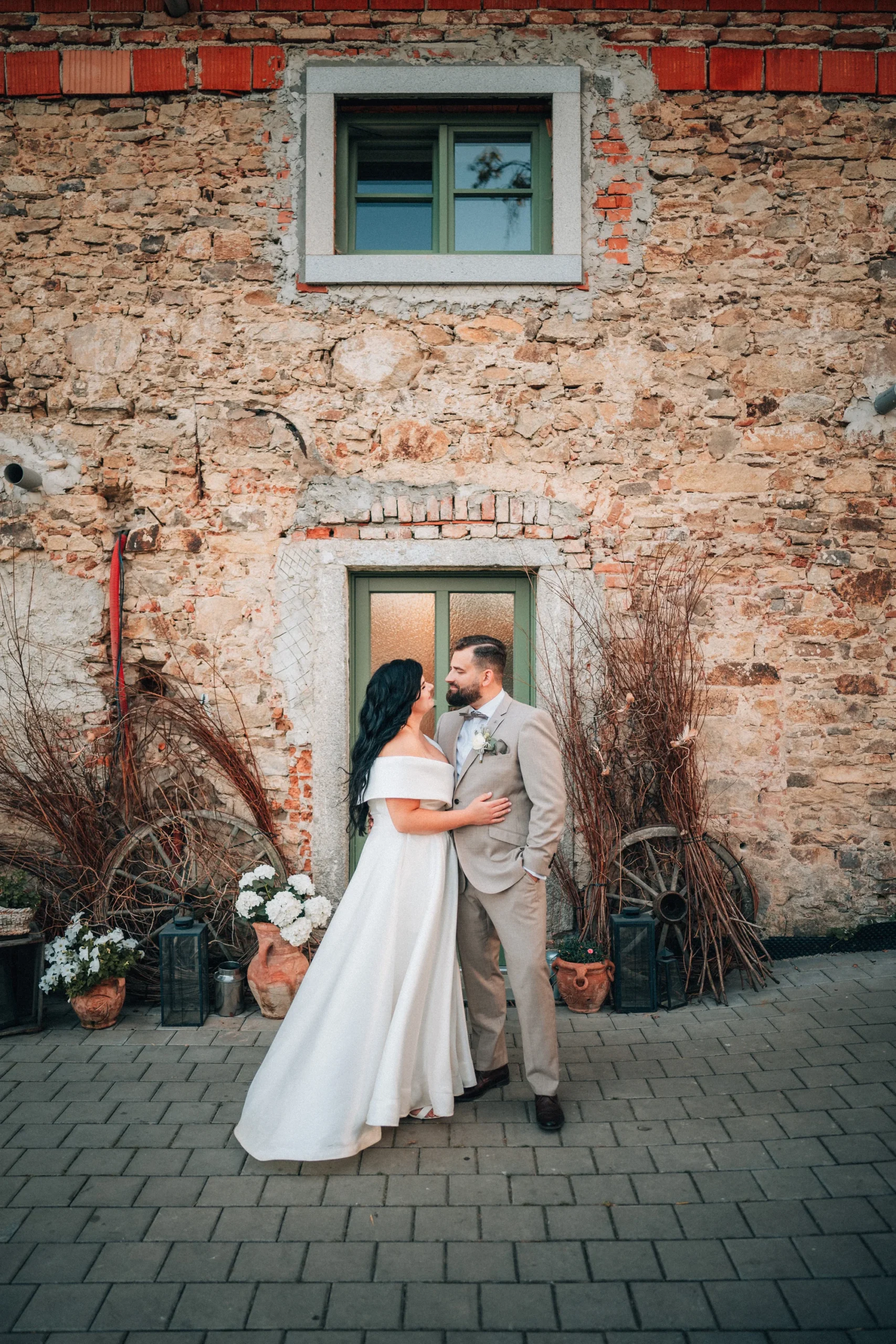 Lukáš Kenji Vrábel fotograf - Proč vám své svatební a rodinné fotky odevzdávám přes PIXIN Gallery - svatební a rodinná fotografie - Listopad 2025