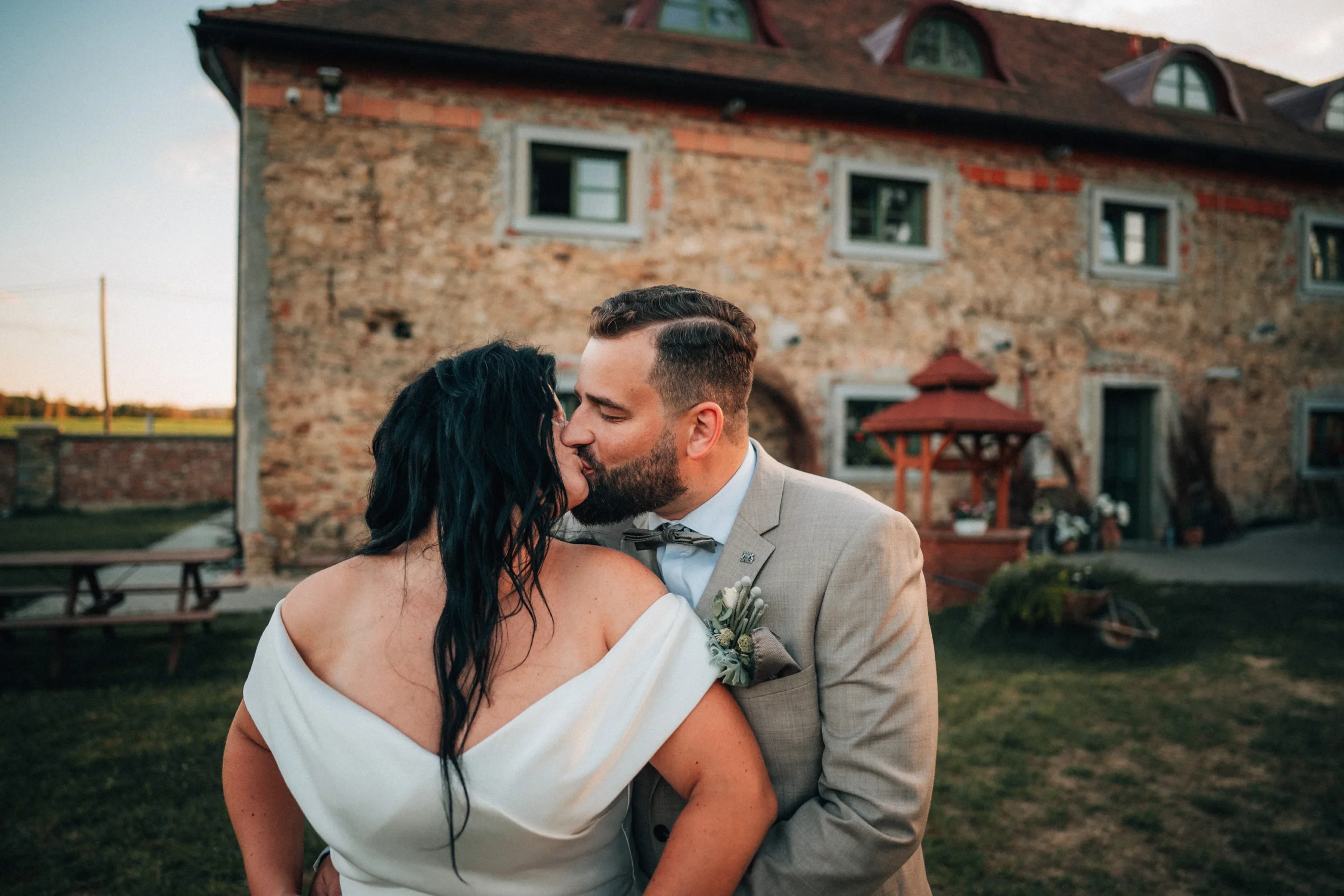 Lukáš Kenji Vrábel fotograf - Proč vám své svatební a rodinné fotky odevzdávám přes PIXIN Gallery - svatební a rodinná fotografie - Listopad 2025