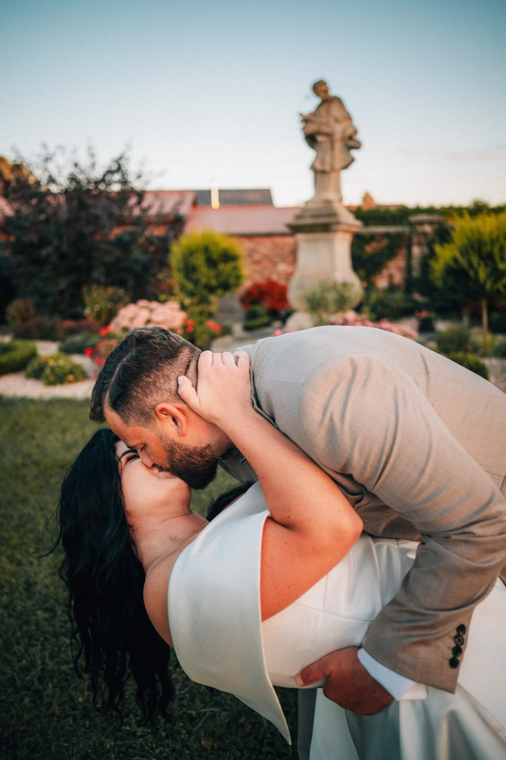 Lukáš Kenji Vrábel fotograf - Proč vám své svatební a rodinné fotky odevzdávám přes PIXIN Gallery - svatební a rodinná fotografie - Listopad 2025